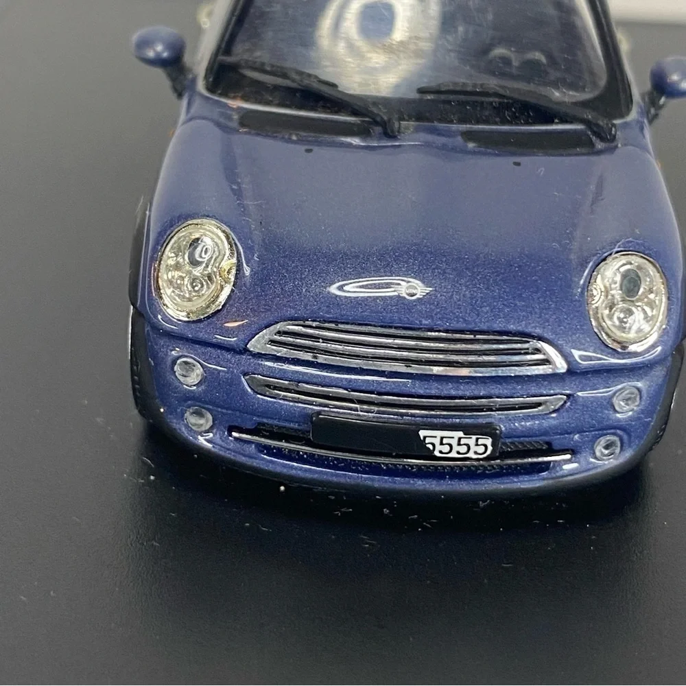 BMW Dealer Display Model 1:43 Diecast Mini Cooper‎ Cabrio Convertible Blue
